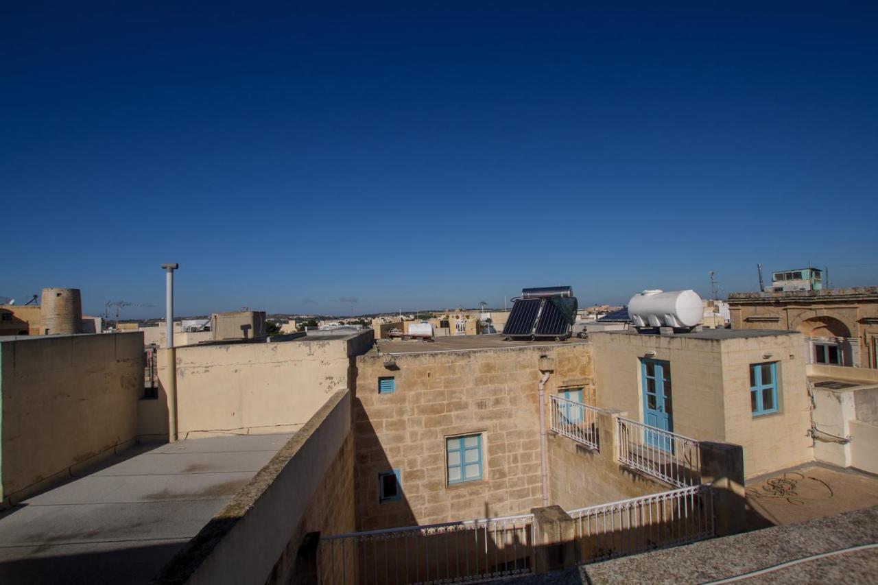 Villa Town House Steeped In History à Rabat Extérieur photo